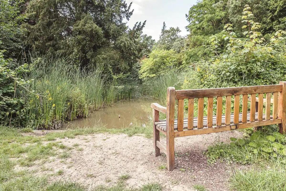 Gardener'S Cottage In Nowton Park, Bury St Edmunds - Pass The Keys Bury St. Edmunds Экстерьер фото