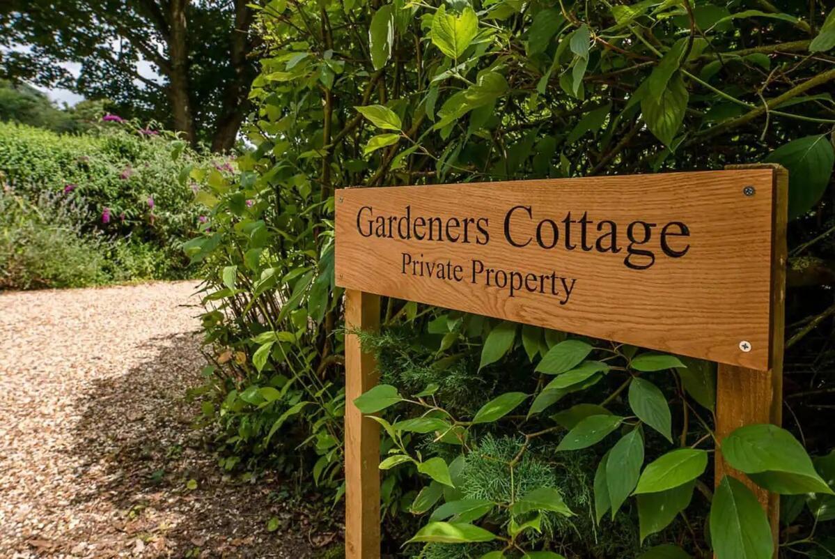 Gardener'S Cottage In Nowton Park, Bury St Edmunds - Pass The Keys Bury St. Edmunds Экстерьер фото